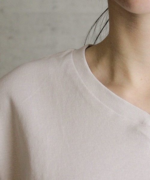 atONE(アットワン)の「atONE コットンフライスVネックフレンチTシャツ(Tシャツ/カットソー・レディース・ブラック/オフホワイト/ピンクベージュ・LL~3L/4L~5L/M-L)」の8枚目の写真