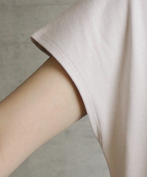 atONE(アットワン)の「atONE コットンフライスVネックフレンチTシャツ(Tシャツ/カットソー・レディース・ブラック/オフホワイト/ピンクベージュ・LL~3L/4L~5L/M-L)」の10枚目の写真