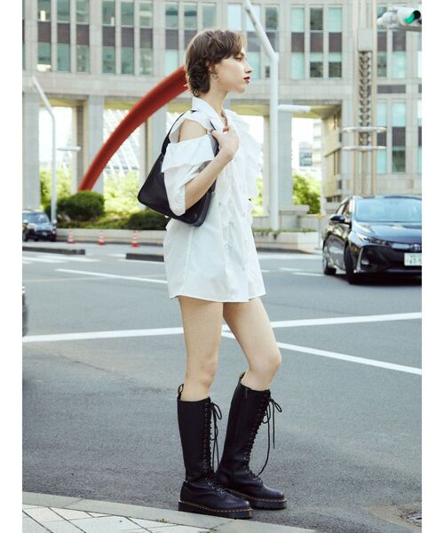 jouetie(ジュエティ)の「オフショルフリルブラウス(シャツ/ブラウス・レディース・ブラック/オフホワイト/イエロー・MEDIUM)」の20枚目の写真