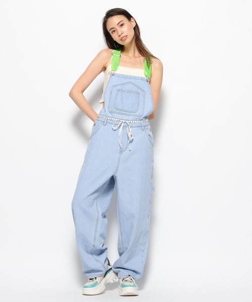 FOREVER 21（フォーエバー トゥエンティーワン）の「デニムオーバーオール（サロペット/オーバーオール・レディース・ブルー/ライトブルー・SMALL/MEDIUM）」の8枚目の写真