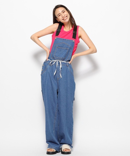FOREVER 21（フォーエバー トゥエンティーワン）の「デニムオーバーオール（サロペット/オーバーオール・レディース・ブルー/ライトブルー・SMALL/MEDIUM）」の16枚目の写真
