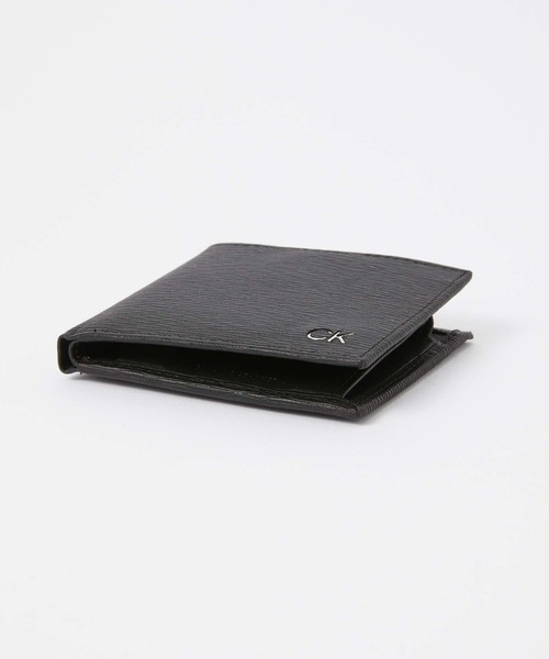 Calvin Klein(カルバン・クライン)の「Calvin Klein BILLFOLD RIVER PRINT WITH COIN POCKET カルバンクライン 型押し 2つ折り財布(財布・メンズ・ブラック・FREE)」の10枚目の写真