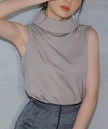 ハイネックデザインカットトップス