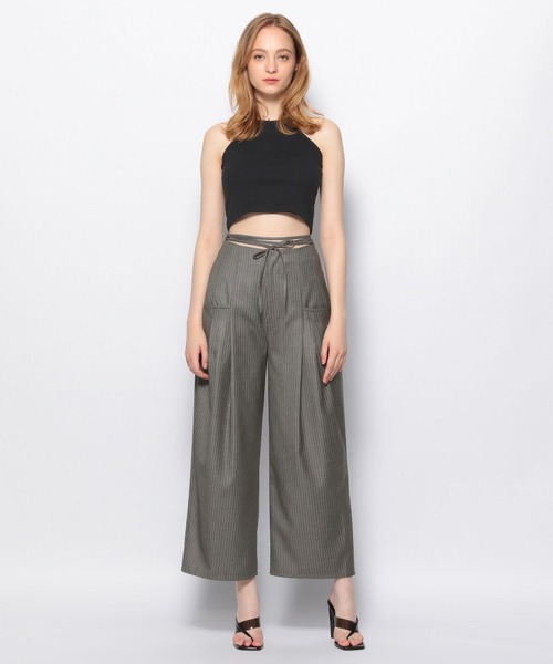 FOREVER 21（フォーエバー トゥエンティーワン）の「アメスリキャミソール（キャミソール・レディース・ブラック/ブルー系その他5/オフホワイト・SMALL/MEDIUM）」の4枚目の写真