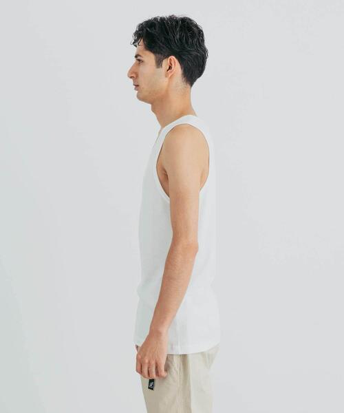 URBAN RESEARCH（アーバンリサーチ）の「『UR TECH』タンクトップ（タンクトップ・メンズ・ホワイト/チャコールグレー/ブラック・MEDIUM/LARGE）」の8枚目の写真
