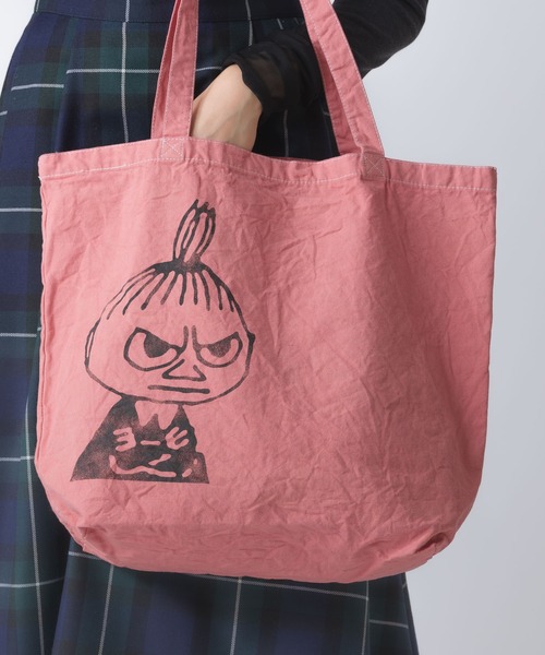 MOOMIN(ムーミン)の「MOOMIN / ムーミン トートバッグ 11ぴきのねこ A4サイズ対応 MM803789101112 WNI(トートバッグ・レディース・イエロー/グリーン/ベージュ/ネイビー/ピンク/オリーブ/ブルー系その他/ダークグリーン/ライトピンク/ライトイエロー/キャメル/ライトブルー/バーガンディー/グリーン系/ライトグレー/ブルー/レッド/イエロー系・L)」の15枚目の写真