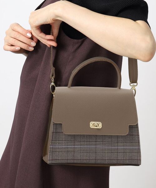 grove（グローブ）の「◆フラップハンドルアソートショルダー（ショルダーバッグ・レディース・レッド系1/チャコールグレー/ライトグレー/ブラック系1/ダークグレー/グレー系その他2・00）」の3枚目の写真