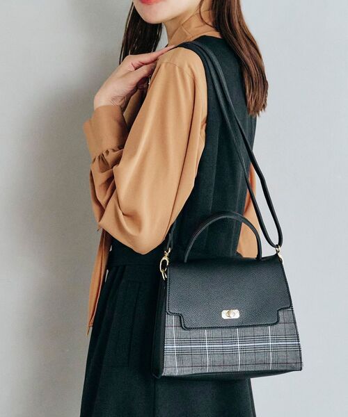 grove（グローブ）の「◆フラップハンドルアソートショルダー（ショルダーバッグ・レディース・レッド系1/チャコールグレー/ライトグレー/ブラック系1/ダークグレー/グレー系その他2・00）」の5枚目の写真