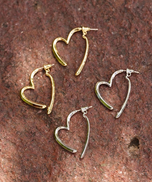 ANOH（アノー）の「ハートフープピアス（ピアス（両耳用）・レディース・ゴールド/シルバー・FREE）」の3枚目の写真