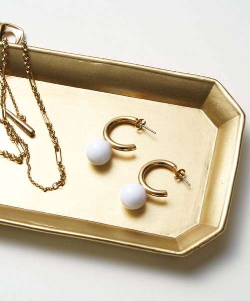 a.v.v(アーヴェヴェ)の「メタル×パーツピアス(ピアス(両耳用)・レディース・ゴールド/シルバー・38)」の1枚目の写真