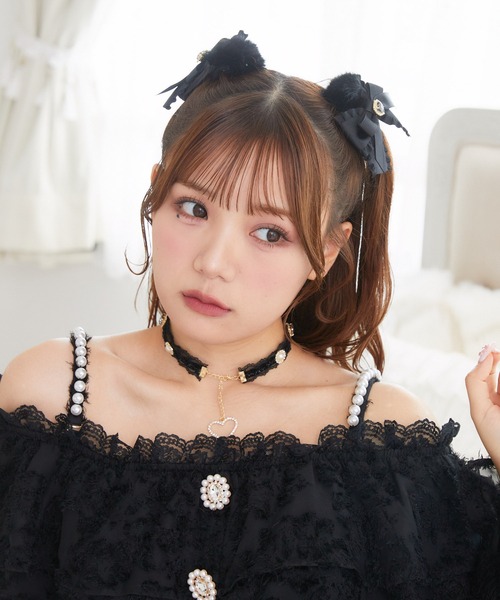 ROJITA（ロジータ）の「ハートチャーム付き２WAYビジュチョーカー（チョーカー・レディース・ブラック/ホワイト・FREE）」の12枚目の写真