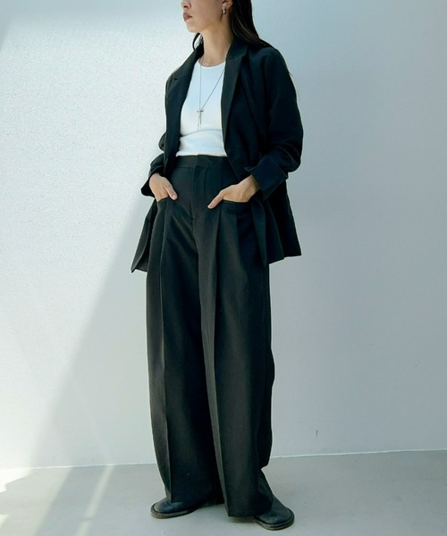 y/m（イム）の「ワイドタックパンツ（スラックス・レディース・グレー/ブラック/ネイビー/グレー系その他2・FREE）」の2枚目の写真