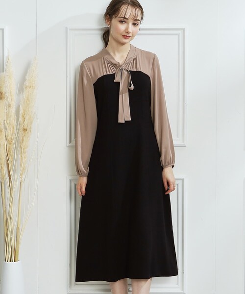 couture brooch（クチュールブローチ）の「◆【オフィスコーデにも】ボウタイドッキングニットワンピース（ワンピース・レディース・ブラック/ブラウン系その他・38/40/42/36）」の21枚目の写真