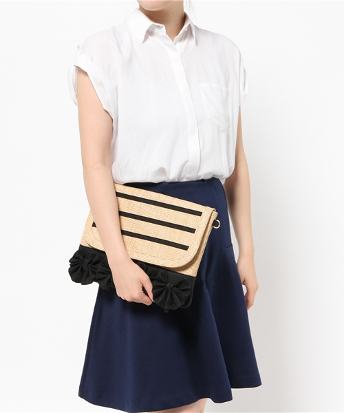 Chico（チコ）の「雑材リボンクラッチ（クラッチバッグ・レディース・ブラック/アイボリー/ネイビー・FREE）」の9枚目の写真