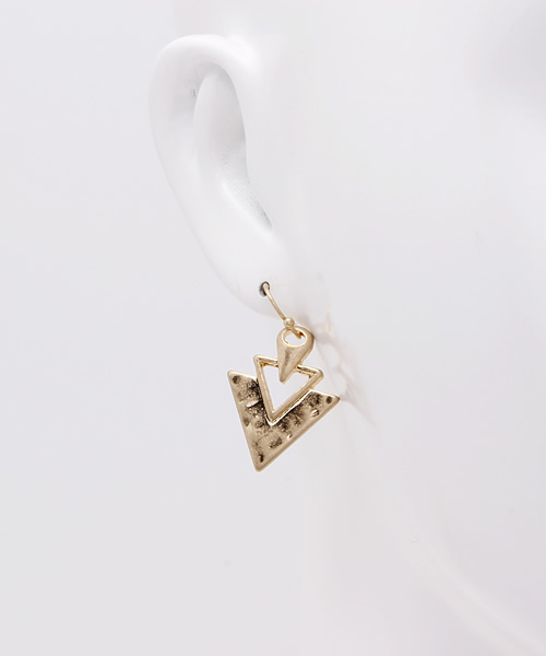 FREE'S MART(フリーズマート)の「チャーム付ネックレス/ピアスセット(ネックレス・レディース・ゴールド/シルバー・フリ-)」の4枚目の写真