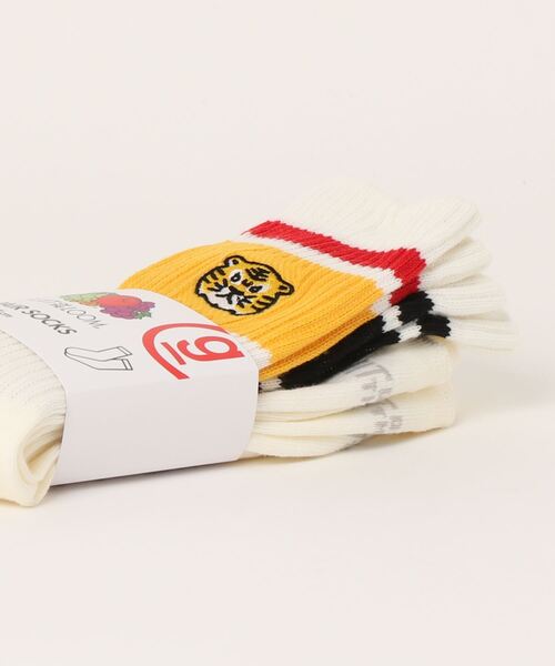 Design Tshirts Store graniph（デザイン　ティーシャツ　ストア　グラニフ）の「FRUIT OF THE LOOM× graniph オーサムタイガー 3ライン C（ソックス/靴下・メンズ・マルチ・25cm～27cm）」の3枚目の写真