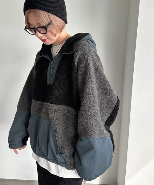 apres jour mignon(アプレジュールミニョン)の「ボアナイロンアノラック【ZOZOTOWN限定アイテム】(パーカー・レディース・ベージュ/ブラック系その他・フリー/X-LARGE)」の8枚目の写真