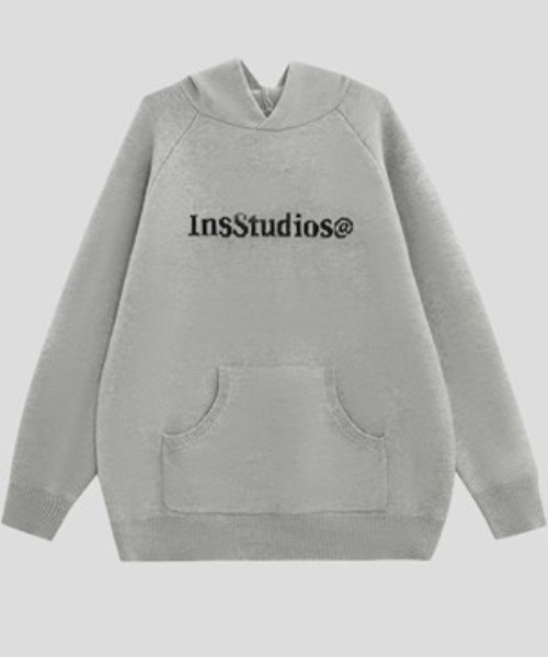 A'GEM/9 × .kom『INSstudios/インスステュディオス』ロゴフーディーパーカー（パーカー）｜A‘gem 9（エージェムナイン）