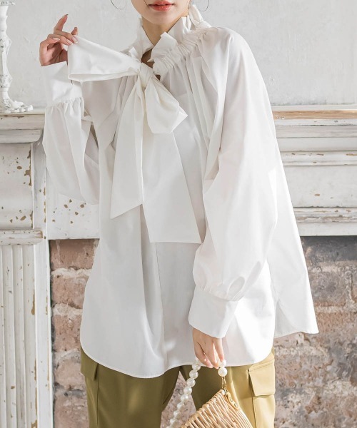 VICKY（ビッキー）の「【大人気！定番アイテム】ボウタイブラウス《手洗い可能》（シャツ/ブラウス・レディース・ホワイト/ブラック/ベージュ系その他・M）」の2枚目の写真