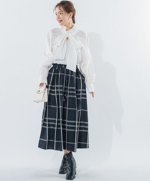 VICKY（ビッキー）の「【大人気！定番アイテム】ボウタイブラウス《手洗い可能》（シャツ/ブラウス・レディース・ホワイト/ブラック/ベージュ系その他・M）」の8枚目の写真