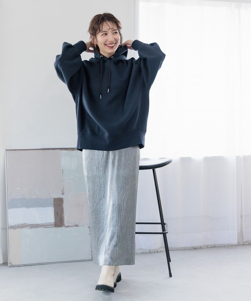 LEPSIM(レプシィム)の「グリッター細プリーツスカート2 104885(スカート・レディース・グレー/ブラック・FREE)」の7枚目の写真