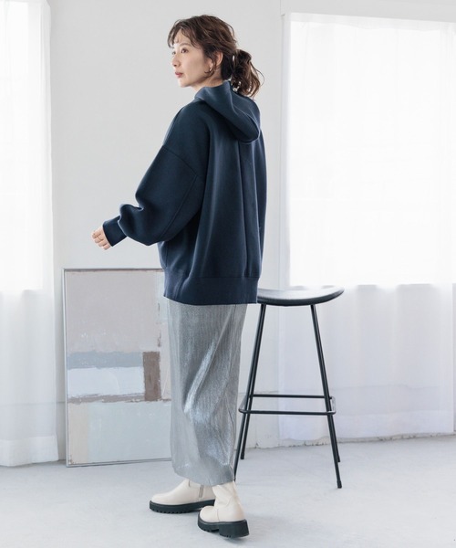 LEPSIM(レプシィム)の「グリッター細プリーツスカート2 104885(スカート・レディース・グレー/ブラック・FREE)」の11枚目の写真