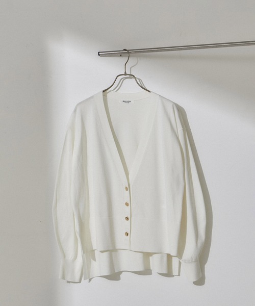 SALON adam et rope'(サロン アダム エ ロペ)の「UVケアメタルボタンカーディガン【洗える】(カーディガン/ボレロ・レディース・ホワイト/ブラック/ベージュ系その他・FREE)」の17枚目の写真