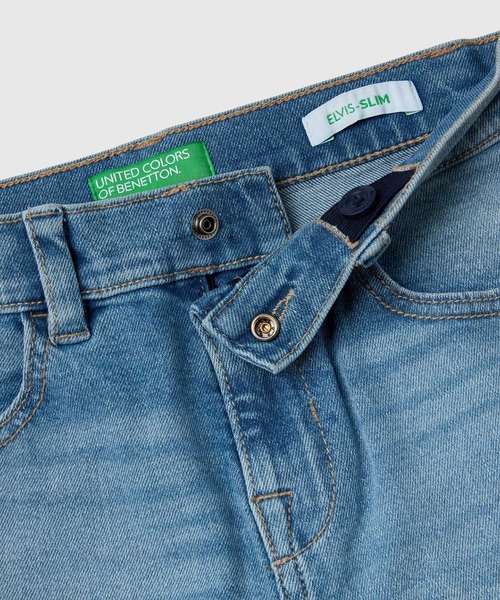BENETTON (UNITED COLORS OF BENETTON)(ベネトンユナイテッドカラーズオブベネトン)の「キッズストレッチストーンウォッシュデニムパンツB(デニムパンツ・キッズ・ブラック/ライトインディゴブルー・SMALL/MEDIUM/LARGE/X-LARGE)」の6枚目の写真