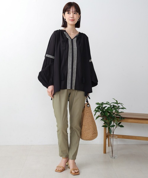 Bou Jeloud（ブージュルード）の「【34-42サイズ展開あり】　UV/接触冷感　HAKIYASEパンツ（その他パンツ・レディース・オフホワイト/ブルー/カーキ/ブラック/イエロー/インディゴブルー/ベージュ・36/38/34/40/42）」の22枚目の写真