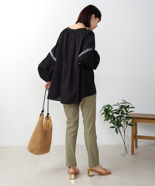 Bou Jeloud（ブージュルード）の「【34-42サイズ展開あり】　UV/接触冷感　HAKIYASEパンツ（その他パンツ・レディース・オフホワイト/ブルー/カーキ/ブラック/イエロー/インディゴブルー/ベージュ・36/38/34/40/42）」の19枚目の写真