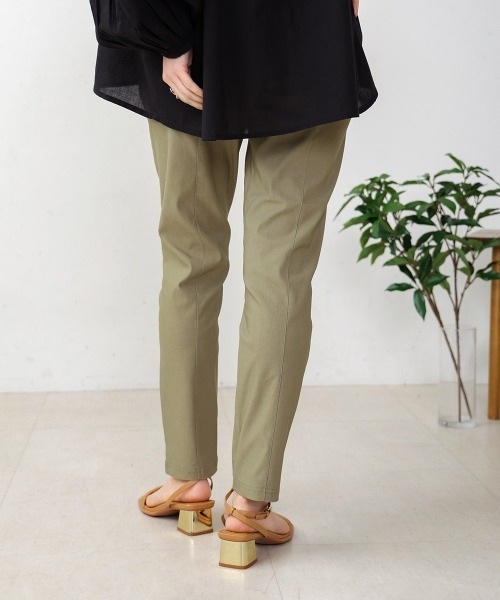 Bou Jeloud（ブージュルード）の「【34-42サイズ展開あり】　UV/接触冷感　HAKIYASEパンツ（その他パンツ・レディース・オフホワイト/ブルー/カーキ/ブラック/イエロー/インディゴブルー/ベージュ・36/38/34/40/42）」の18枚目の写真