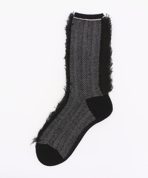 ANTIPAST（アンティパスト）の「ANTIPAST / フリンジ ヘリンボーンソックス（ソックス/靴下・レディース・ライトグレー/ブラック・ONE SIZE）」の2枚目の写真