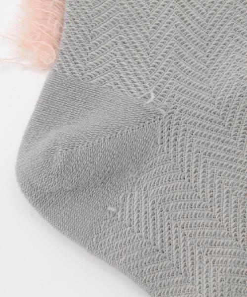 ANTIPAST（アンティパスト）の「ANTIPAST / フリンジ ヘリンボーンソックス（ソックス/靴下・レディース・ライトグレー/ブラック・ONE SIZE）」の6枚目の写真