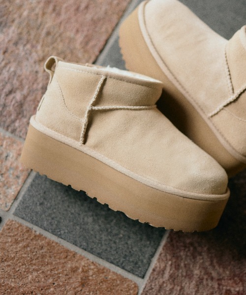 UGG（アグ）の「W CLASSIC ULTRA MINI PLATFORM　1135092（ブーツ・レディース・ベージュ・6/8/5/7/9）」の16枚目の写真