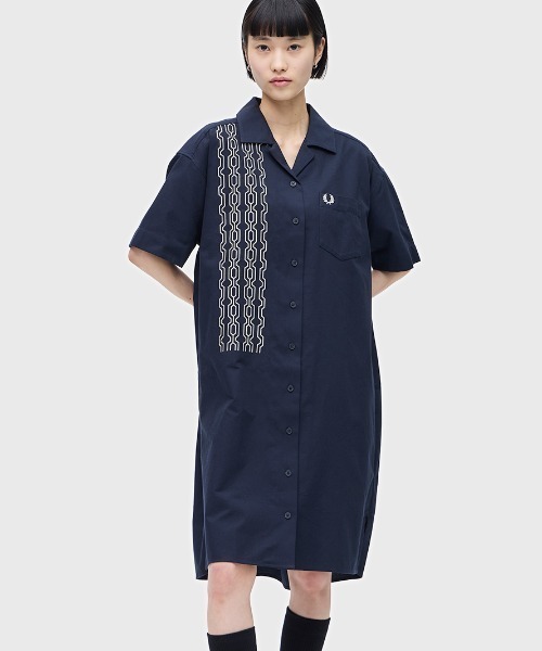 FRED PERRY　シャツ　ワンピース　ロゴ刺繍 上品　高見え　758 FRED PERRY シャツ ワンピース ロゴ刺繍 上品 高見え 758 ワンピース