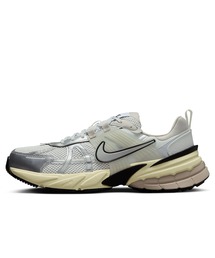 NIKE | NIKE V2K RUN HJ4497-100(スニーカー)