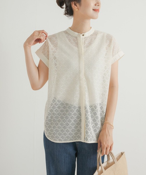 URBAN RESEARCH DOORS（アーバンリサーチドアーズ）の「幾何学レースブラウス（シャツ/ブラウス・レディース・アイボリー/ブラウン・MEDIUM）」の7枚目の写真