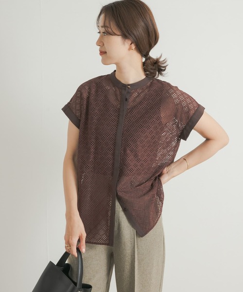 URBAN RESEARCH DOORS（アーバンリサーチドアーズ）の「幾何学レースブラウス（シャツ/ブラウス・レディース・アイボリー/ブラウン・MEDIUM）」の16枚目の写真