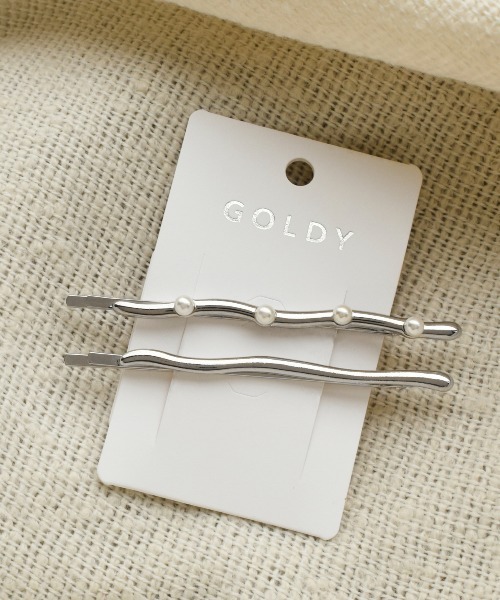 GOLDY（ゴールディ）の「ウェーブ メタル × パール セット ヘアピン（ヘアピン・レディース・ゴールド/シルバー系その他/ゴールド系その他/シルバー・FREE）」の2枚目の写真