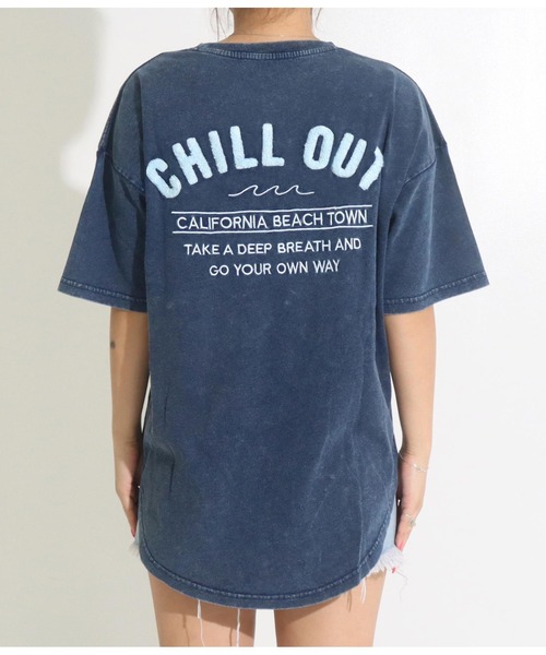 anap mimpi（アナップミンピ）の「ウォッシュ加工 サーフ 刺繍 インディゴ デニム Tシャツ（Tシャツ/カットソー・レディース・ブルー/ライトブルー・FREE）」の4枚目の写真