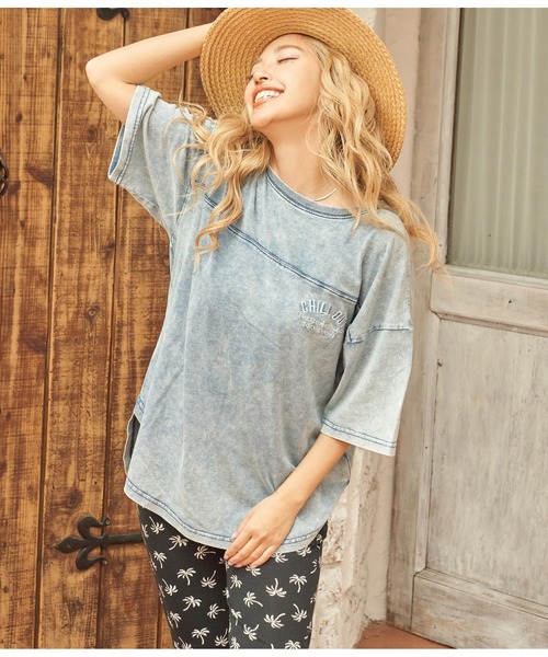 anap mimpi（アナップミンピ）の「ウォッシュ加工 サーフ 刺繍 インディゴ デニム Tシャツ（Tシャツ/カットソー・レディース・ブルー/ライトブルー・FREE）」の18枚目の写真