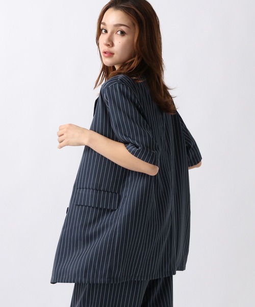 FOREVER 21（フォーエバー トゥエンティーワン）の「【2024SS】ピンストライプジャケット（テーラードジャケット・レディース・ネイビー/グレー・FREE）」の7枚目の写真