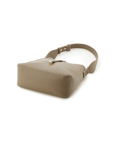 SNIDEL（スナイデル）の「パッドロックトートバッグ（トートバッグ・レディース・ブラック/ベージュ/モカ・FREE）」の7枚目の写真