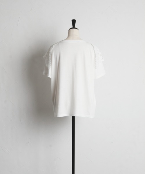 tocco closet(トッコ クローゼット)の「【ZOZO限定】レースカラーTシャツ(Tシャツ/カットソー・レディース・オフホワイト/ブラック・M)」の8枚目の写真