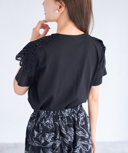tocco closet(トッコ クローゼット)の「【ZOZO限定】レースカラーTシャツ(Tシャツ/カットソー・レディース・オフホワイト/ブラック・M)」の15枚目の写真