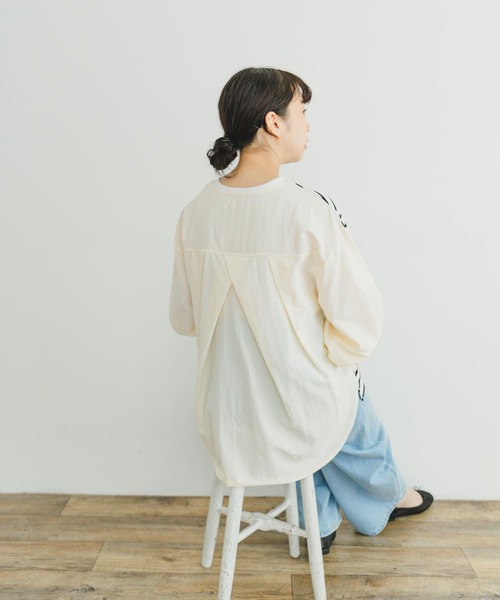 ITEMS URBANRESEARCH(アイテムズ アーバンリサーチ)の「ナイロンドッキングプルオーバー(Tシャツ/カットソー・レディース・グレー系その他/ブラック系その他/ホワイト系その他・FREE)」の18枚目の写真