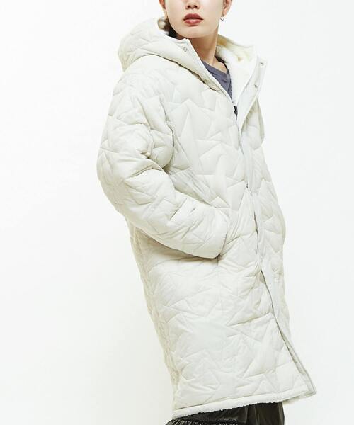 TAION(タイオン)別注 800flpダウンコートリバーシブル　ホワイト TAION（タイオン）の「【TAION】MILITARY STAR☆ QUILTING