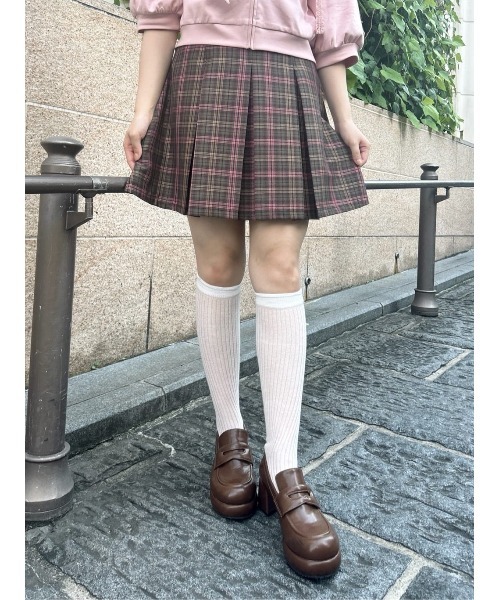 F i.n.t(フィント)の「コットンシアーリブハイソックス/fint(ソックス/靴下・レディース・オフホワイト/グレー・FREE)」の6枚目の写真