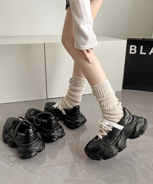 Shoes in Closet（シューズインクローゼット）の「軽量厚底 ボリューミー ストレッチ シューレース メリージェーン スニーカー 938（スニーカー・レディース・ブラック/ブラック×ホワイト・LL/M/XS/S/L）」の9枚目の写真