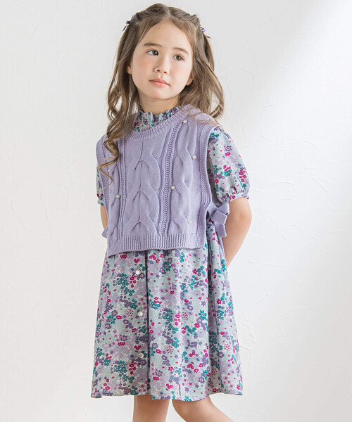 BeBe(ベベ)の「ケーブル編みサイドリボンニットベスト(100~150cm)(ベスト・キッズ・パープル・150cm/120cm/110cm/140cm/130cm/100cm)」の3枚目の写真